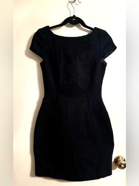 SFERRA Black/Blue Textured Cap-Sleeve Sheath‎ Dress-Size Small